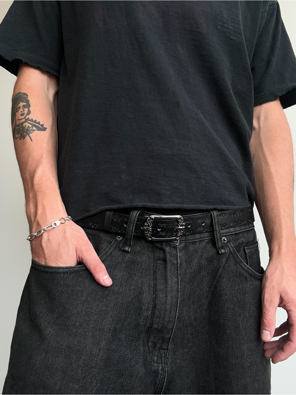 y2k style black american western floral design belt